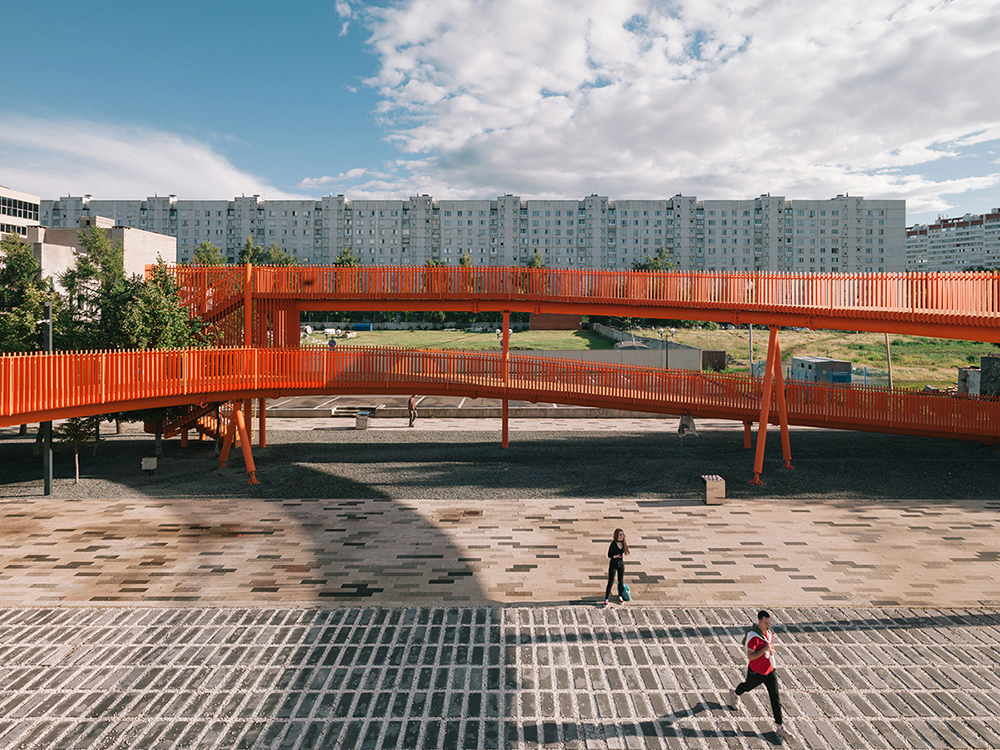 Plaza Azatlyk DROM ©Evgeny Evgrafov