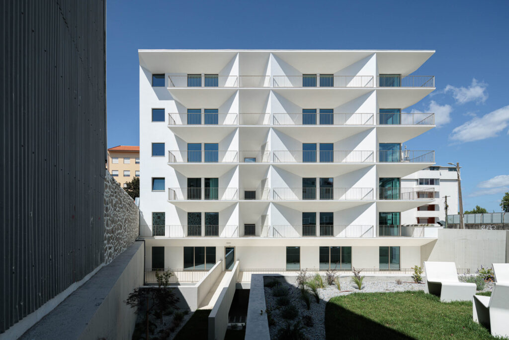 Varandas de Salgueiros: Un Esempio di Architettura Contemporanea a Porto