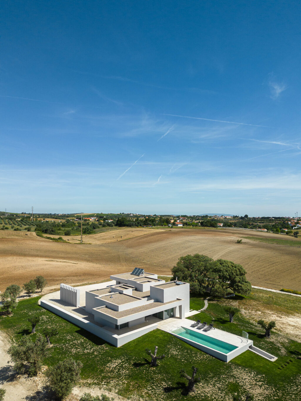 DP Arquitectos. casa na romeira