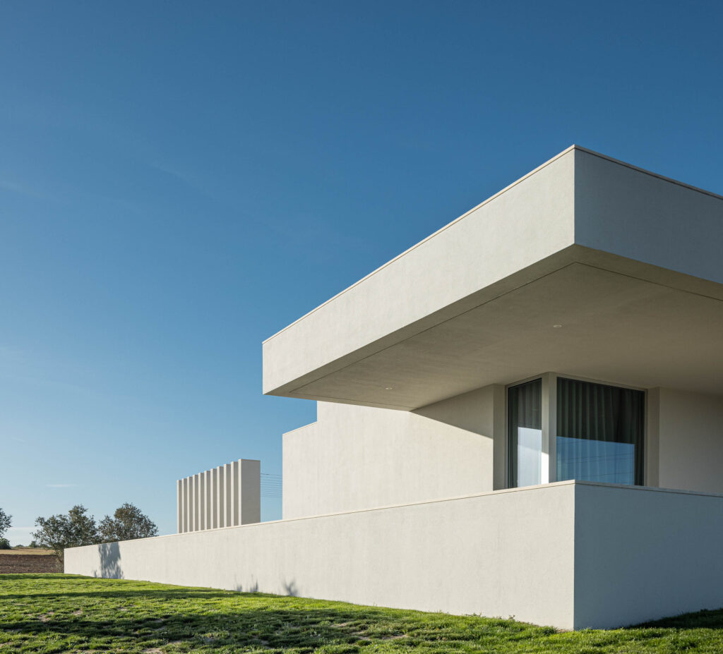 DP Arquitectos. casa na romeira