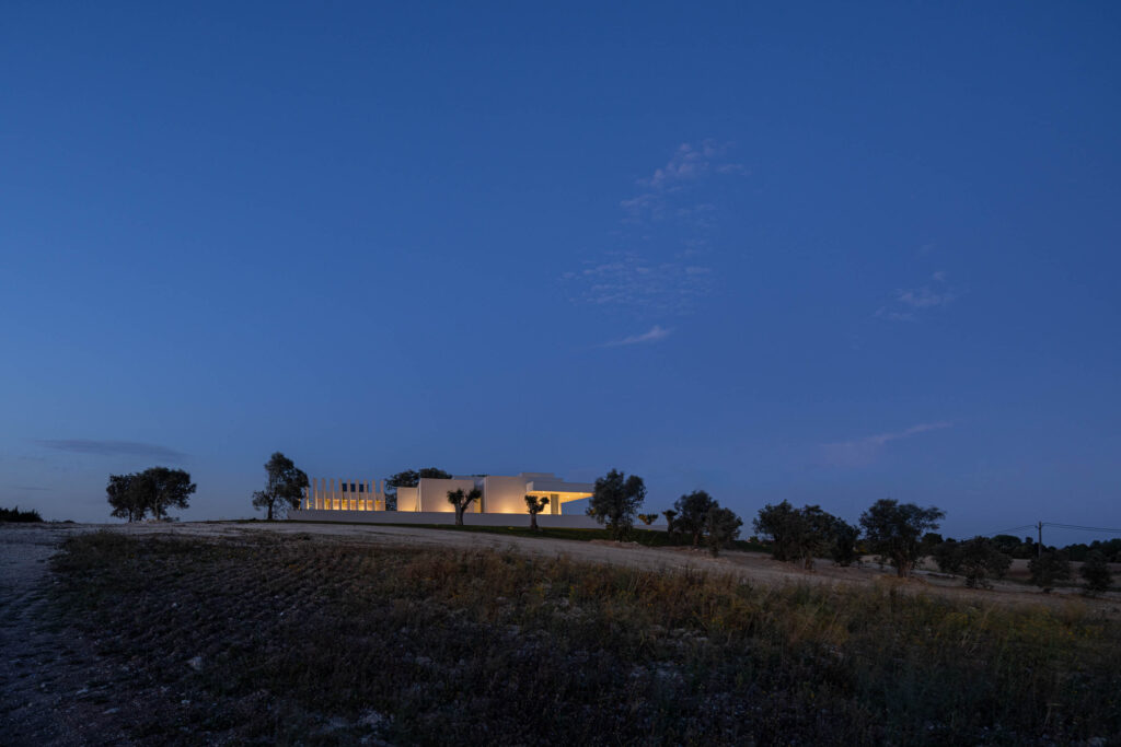 DP Arquitectos. casa na romeira